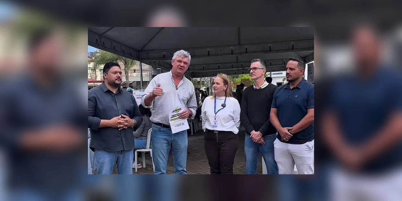 Jaguariaíva realiza 'Mutirão de Empregos' para reverter impactos do tarifaço na economia local