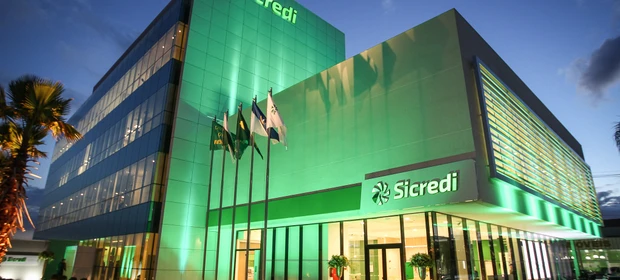 Sicredi é semifinalista no Prêmio Líderes do Paraná 2025