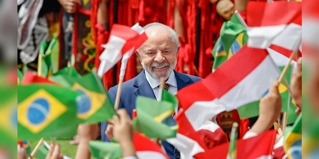 Lula afirma que pretende disputar um quarto mandato à Presidência