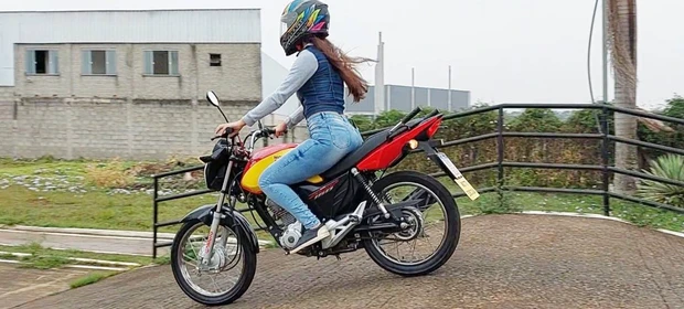 Detran-PR retira rampa dos exames práticos de moto em todo o estado