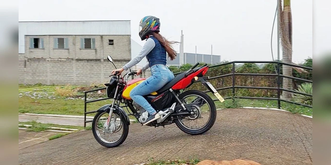 Detran-PR retira rampa dos exames práticos de moto em todo o estado