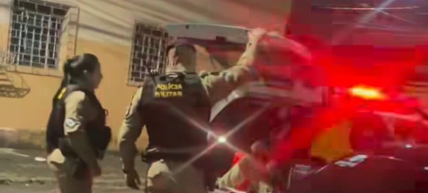 Passageiro foge sem pagar corrida e deixa comparsa para trás em Ponta Grossa