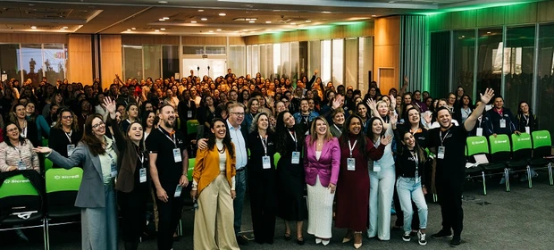 Summit Educação 2025: Sicredi reúne educadores em evento sobre educação e cooperação