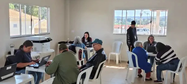 Ação do CadÚnico facilita atendimento a moradores do Condomínio do Idoso em Ponta Grossa