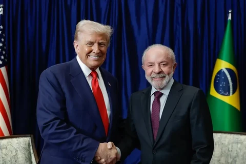 Senado dos EUA aprova projeto que pode encerrar tarifaço sobre o Brasil