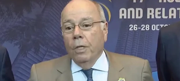 Ministro Mauro Vieira afirma que reuniões para suspender tarifaço começam ainda hoje