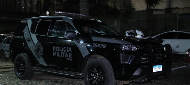Jovem condenada por roubo é presa no bairro Neves