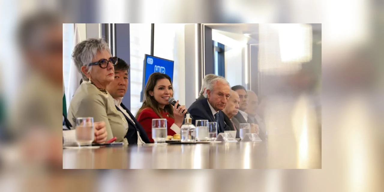 Deputada Maria Victoria apresenta o “Hub do Bem” em reunião da diretoria da ACP
