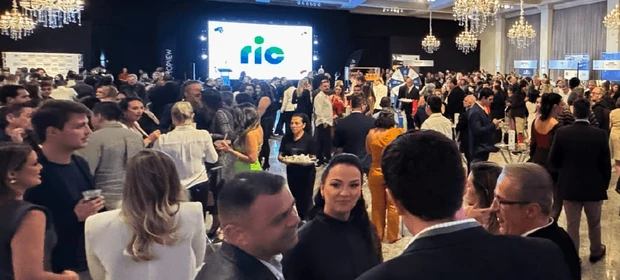 Vinhos & Viagens: 'Prêmio Destaque Abrasel reúne gastronomia paranaense em noite de celebração no Castelo do Batel', por Patrícia Ecave