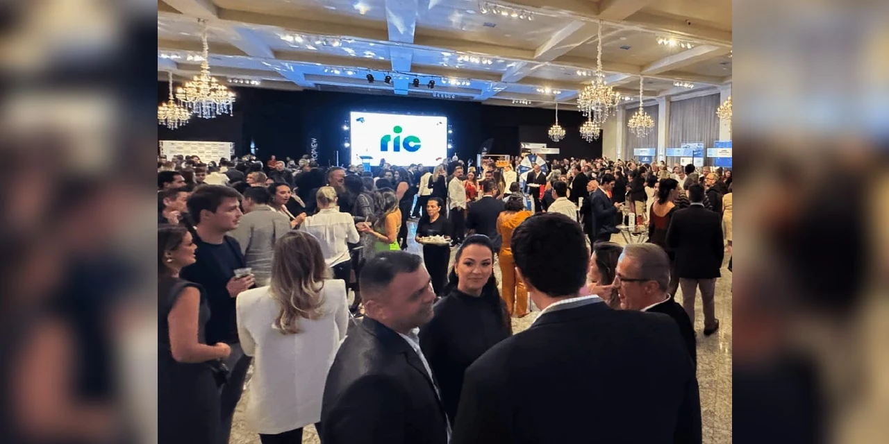 Vinhos & Viagens: 'Prêmio Destaque Abrasel reúne gastronomia paranaense em noite de celebração no Castelo do Batel', por Patrícia Ecave