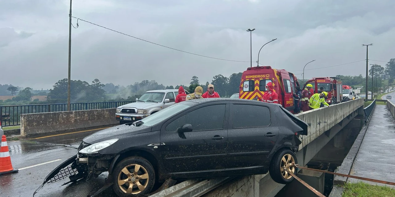 Familiares questionam circunstâncias do acidente com morte no 'Viaduto Santa Paula' em PG; veja fotos