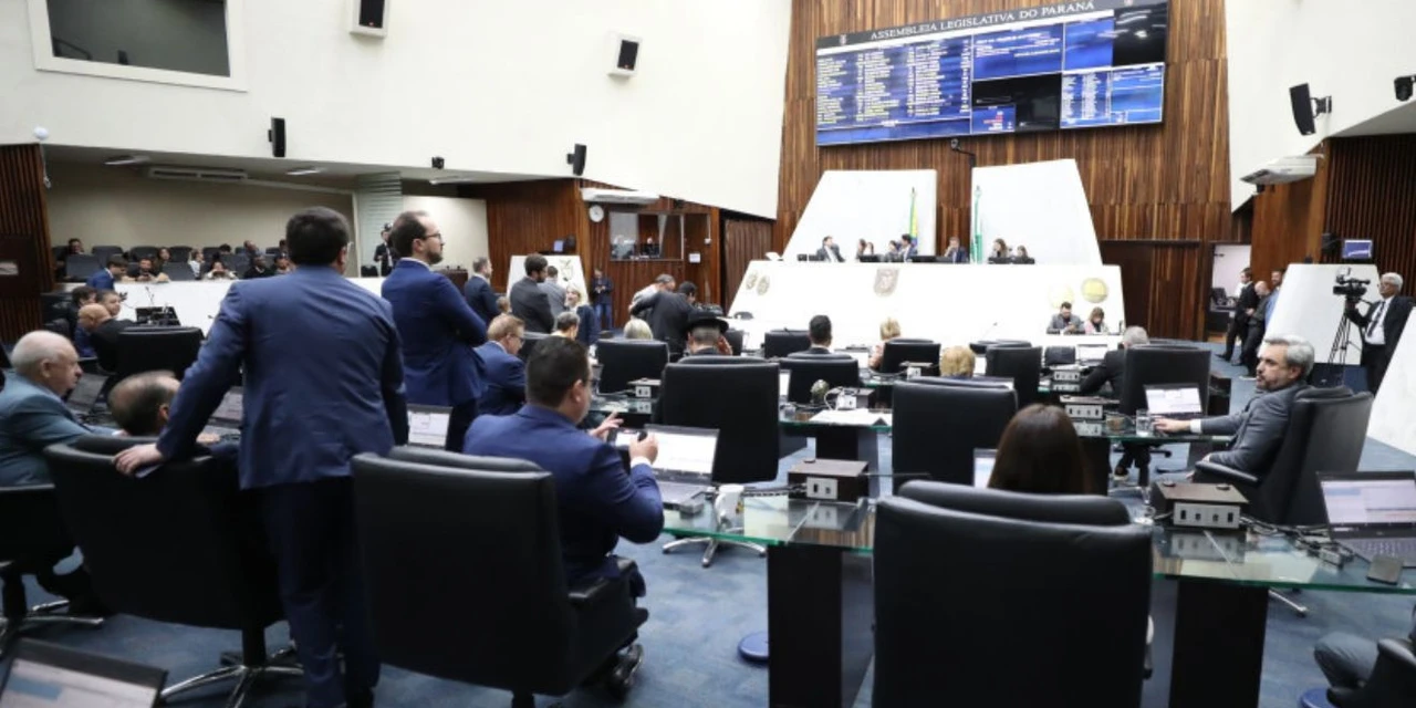 Alep aprova projeto que amplia Colégios Cívico-Militares no Paraná