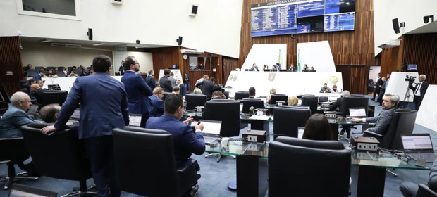 Deputados estaduais aprovam projeto que garante desconto na multa e nos juros do IPVA