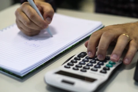 Procon-PR promove mutirão de renegociação de dívidas e educação financeira; saiba como participar