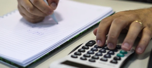 Procon-PR promove mutirão de renegociação de dívidas e educação financeira; saiba como participar