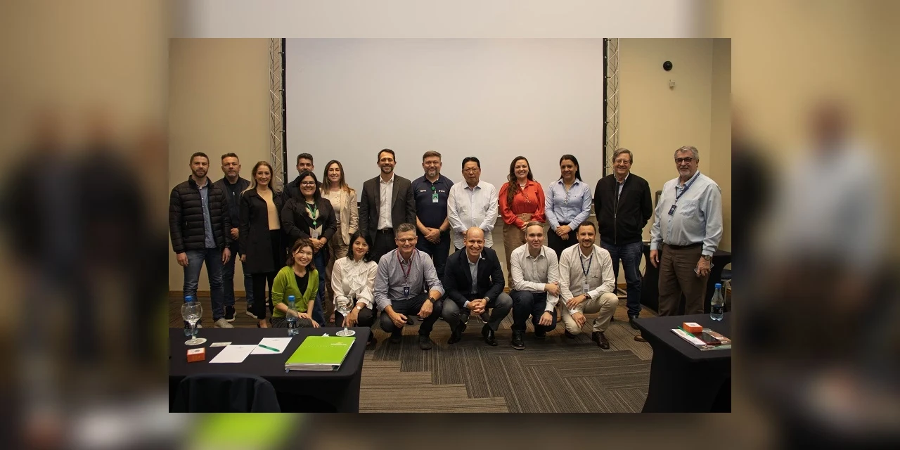 Unimed Ponta Grossa sedia evento sobre fontes alternativas de financiamento para o cooperativismo em saúde