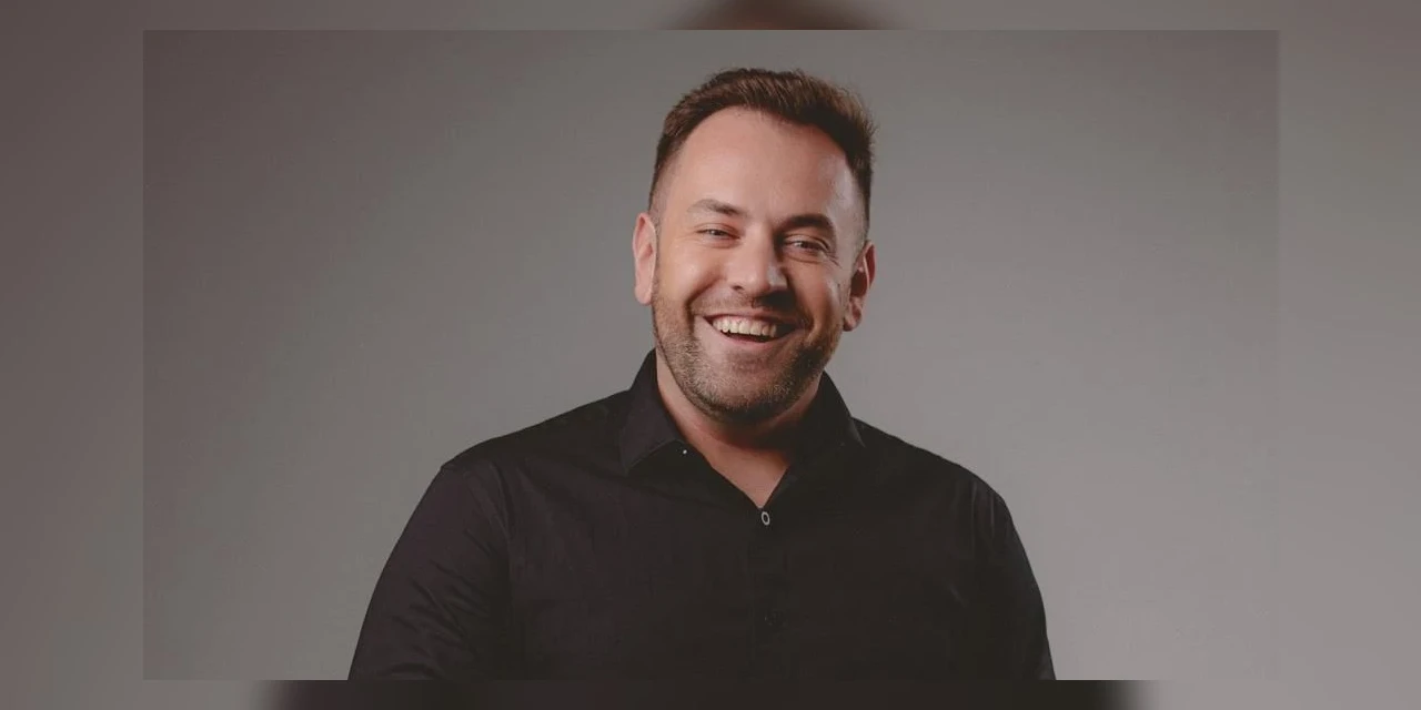 Jornalista de PG está na assessoria da banda Guns N'Roses em turnê pelo Brasil