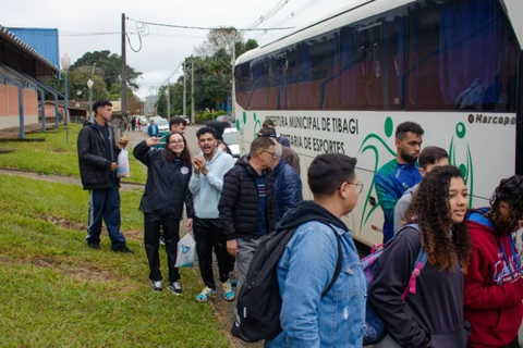 Tibagi vai disponibilizar transporte gratuito para estudantes inscritos no Enem 2025; saiba como participar