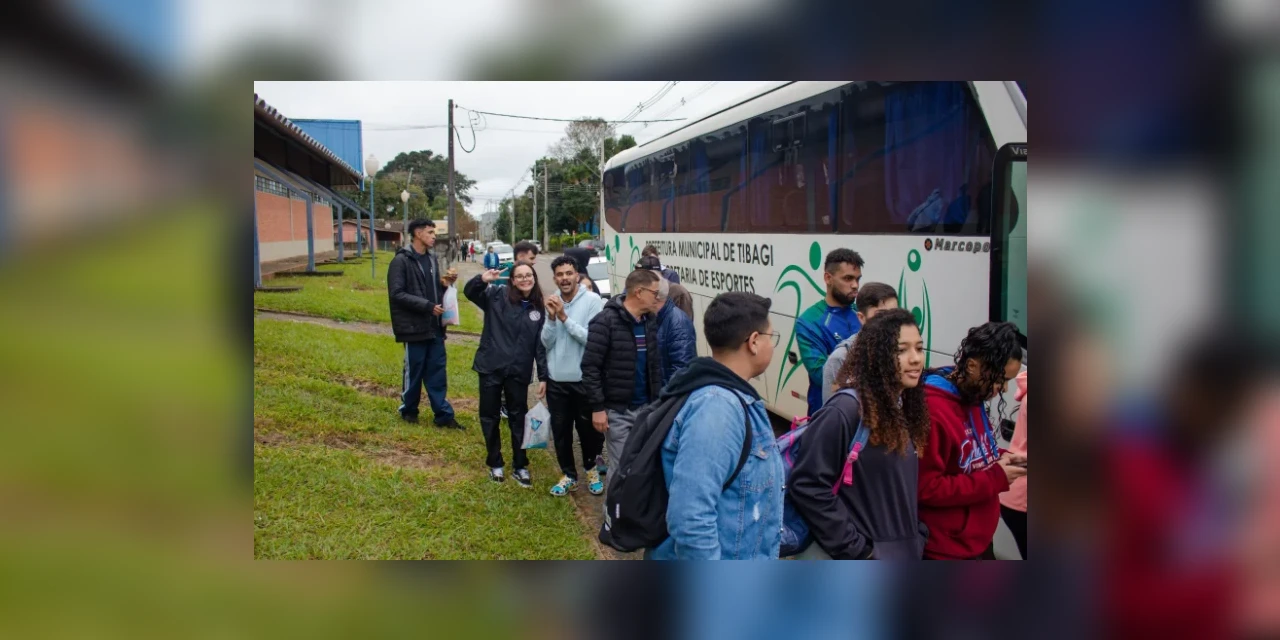 Tibagi vai disponibilizar transporte gratuito para estudantes inscritos no Enem 2025; saiba como participar