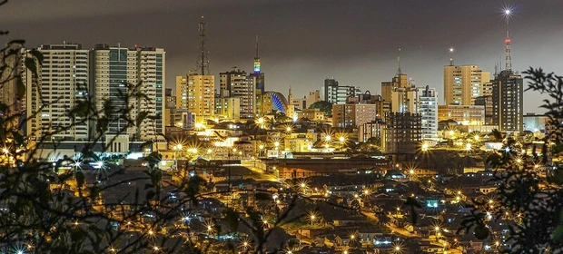 Economia digital nos Campos Gerais: serviços online que ganharam tração em 2025