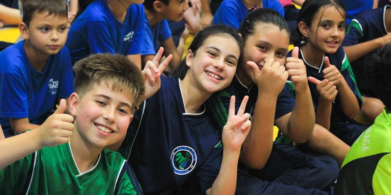 Quase 80 escolas de PG participam da abertura do 17º JEEM