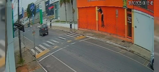 Queda misteriosa: homem despenca de marquise de loja em Castro