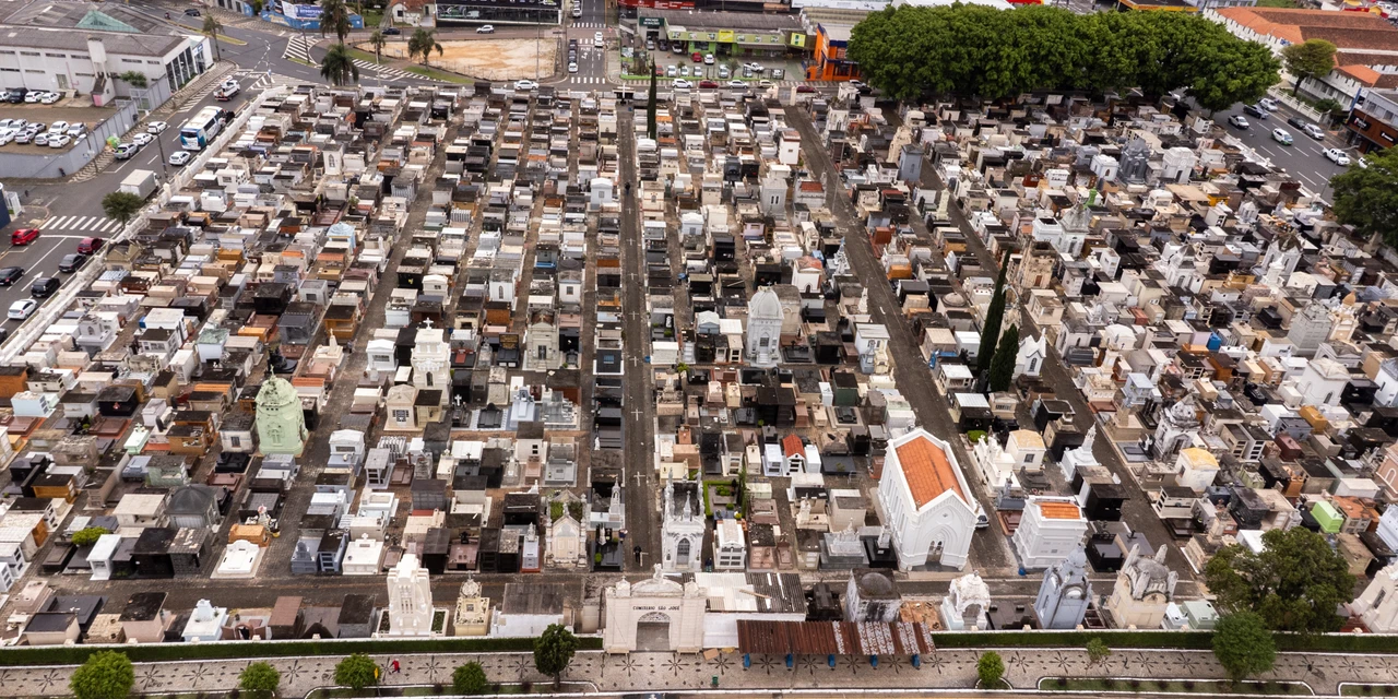 Cemitérios de Ponta Grossa preveem multidão no feriado de finados