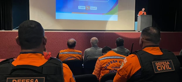 Defesa Civil de Ponta Grossa fortalece ações de prevenção em seminário estadual