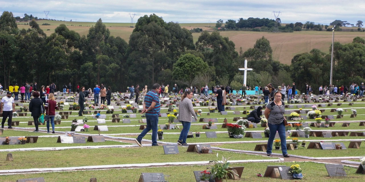 Missas marcam o Dia de Finados em Ponta Grossa