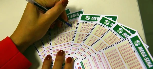Prêmio de R$ 34 milhões da Mega-Sena será sorteado neste sábado (1º)
