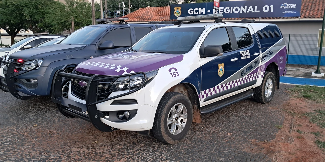 Duas mulheres e três homens são detidos por tráfico de crack no centro de Ponta Grossa