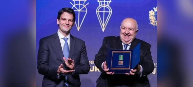 Com olho em 2026, Rafael Greca já lança Eduardo Pimentel para reeleição em 2028 em Curitiba