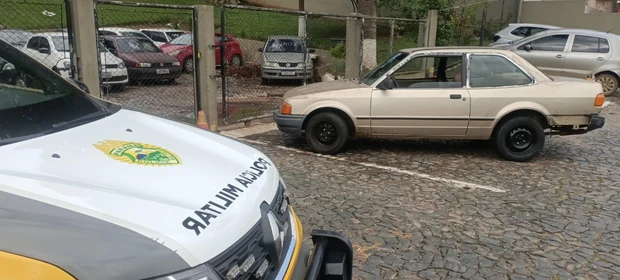Mecânico vai parar na 13ª SDP ao ser flagrado com veículo furtado em Uvaranas