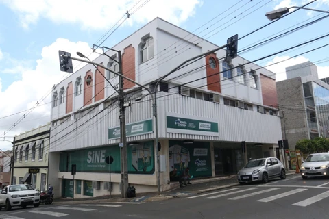 Agência do Trabalhador de PG inicia semana com 497 vagas