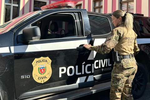 Mãe e padrasto são presos suspeitos de matar criança de 2 anos