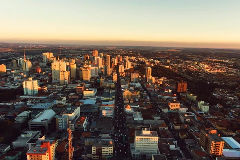 Sol brilha forte e traz calor a Ponta Grossa e região nesta terça-feira