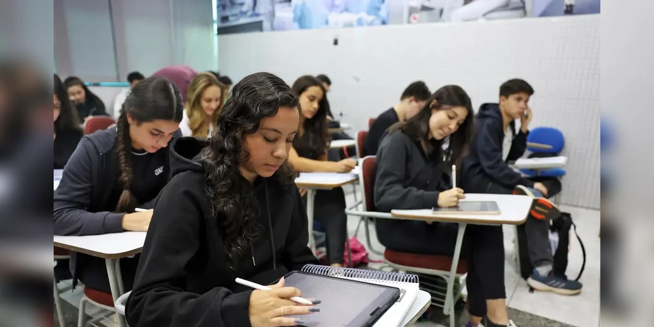 Projeto GGPEL: Conheça as regras para a prova de redação do Enem 2025 no domingo