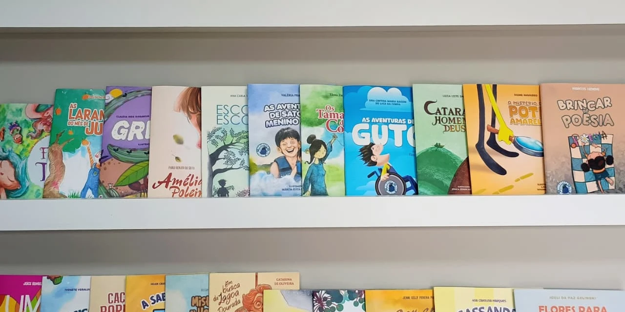 Biblioteca Gralha Azul abre inscrições da 3ª edição de concurso literário para escritores paranaenses