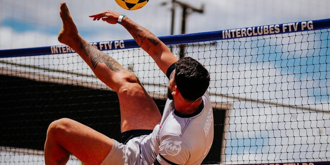 Campeonato de Futevôlei define equipes que avançam para as finais