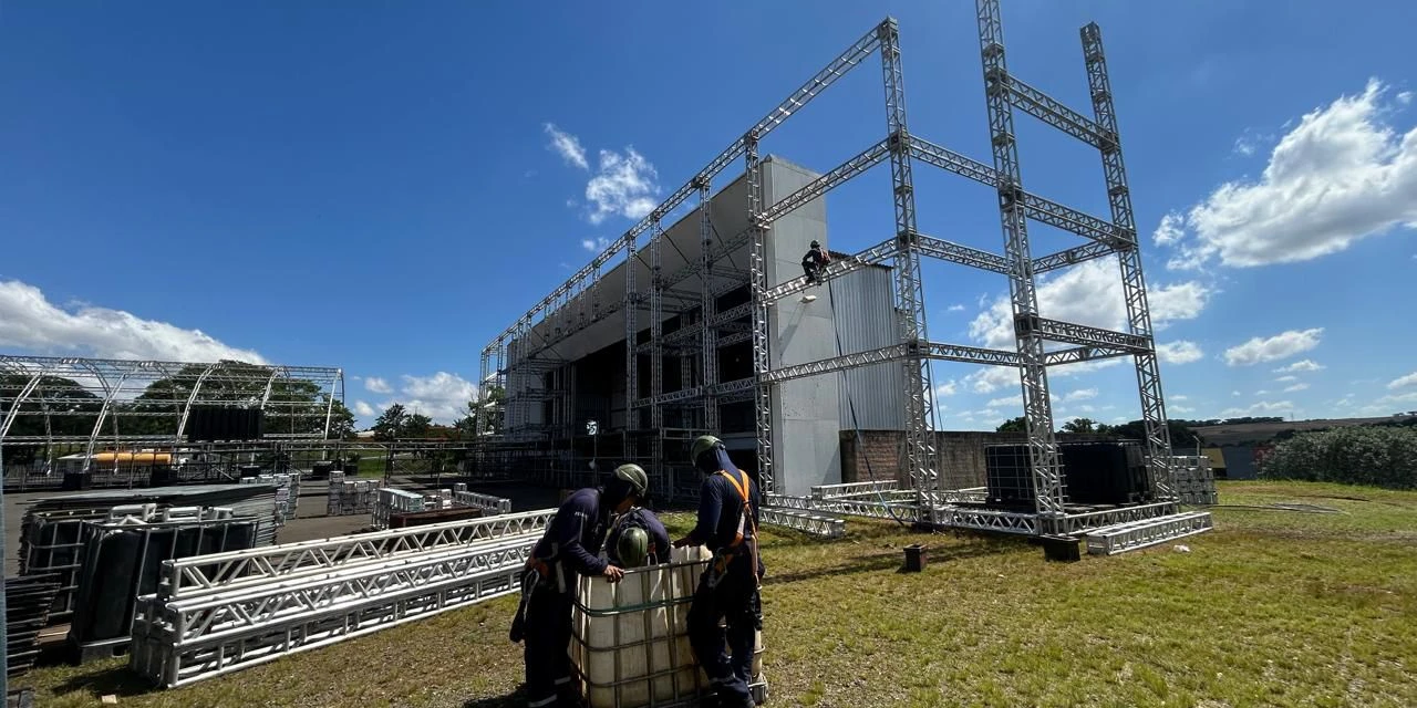 Com maior grade de shows nacionais da história, Münchenfest prepara grande estrutura