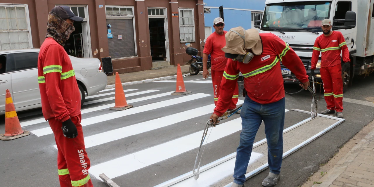 Mais de R$ 3 milhões são investidos na revitalização e sinalização de ruas em Castro