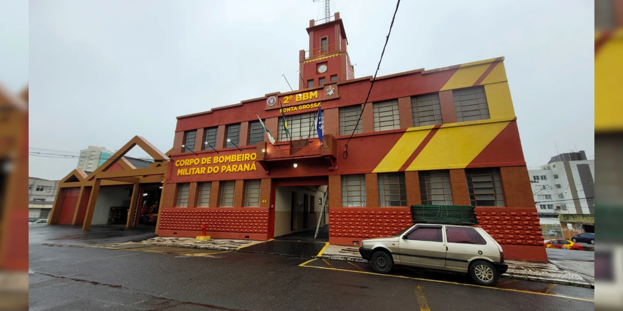 Corpo de Bombeiros de Ponta Grossa recebe doações para famílias afetadas por tornado