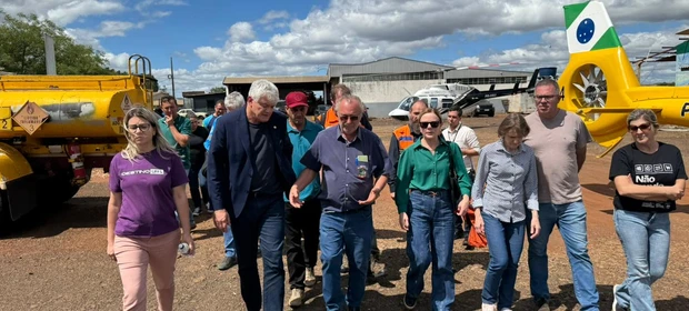 Ministra Gleisi destaca trabalho do Governo Federal para ajudar famílias afetadas por tornado no Paraná