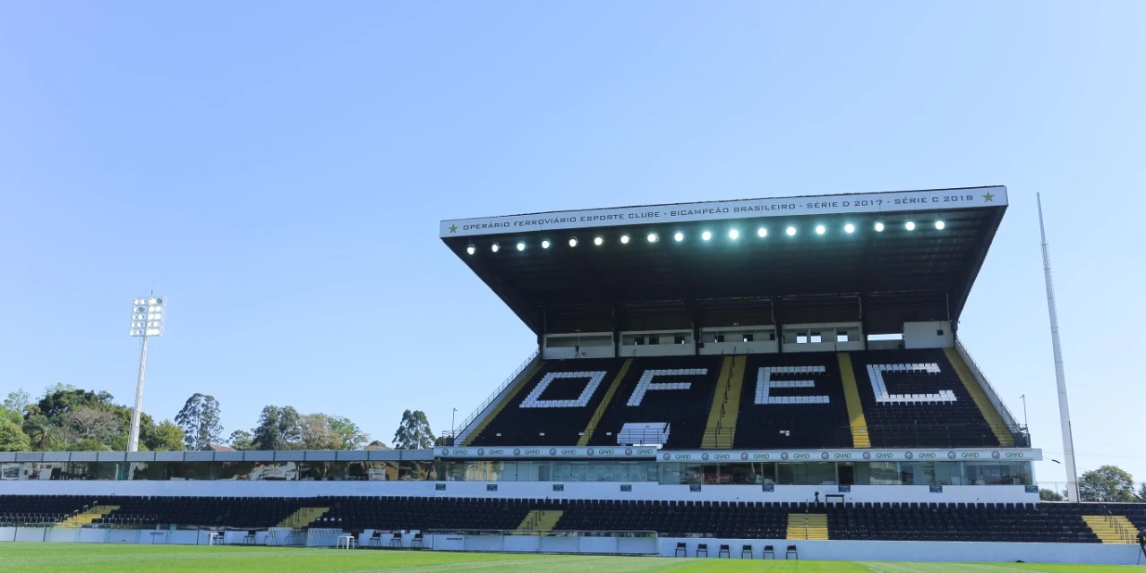 Estádio Germano Krüger é ponto de coleta de doações para Rio Bonito do Iguaçu