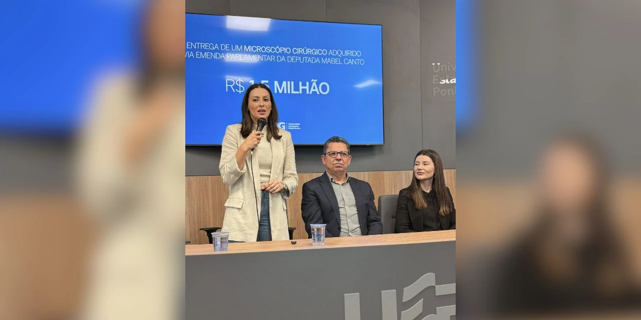 Mabel Canto entrega microscópio cirúrgico de R$ 1,5 milhão ao HU