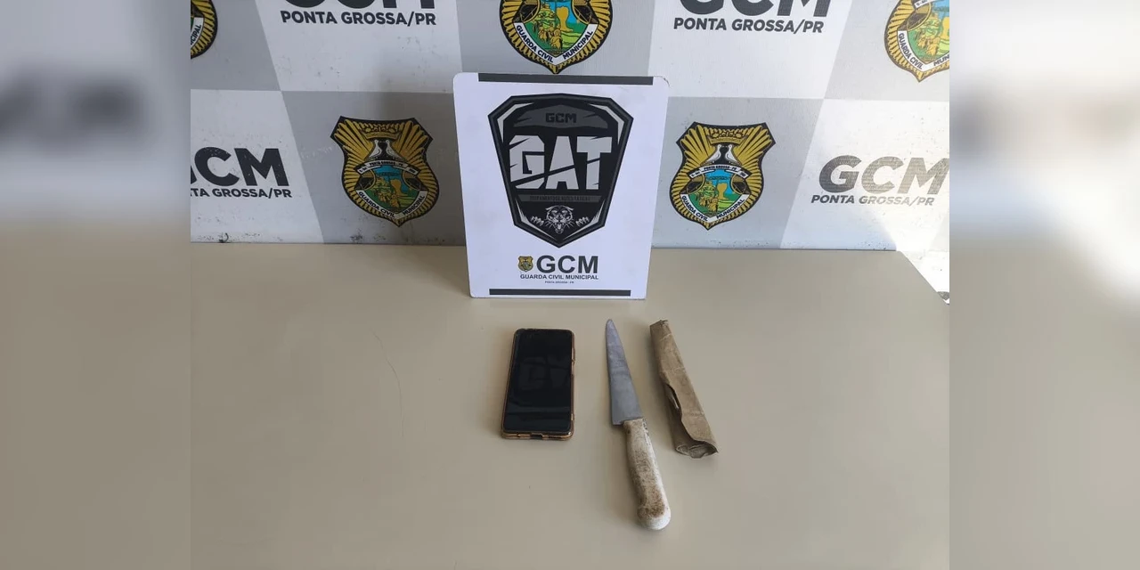 Suspeitos de furto de celular são detidos por populares em PG