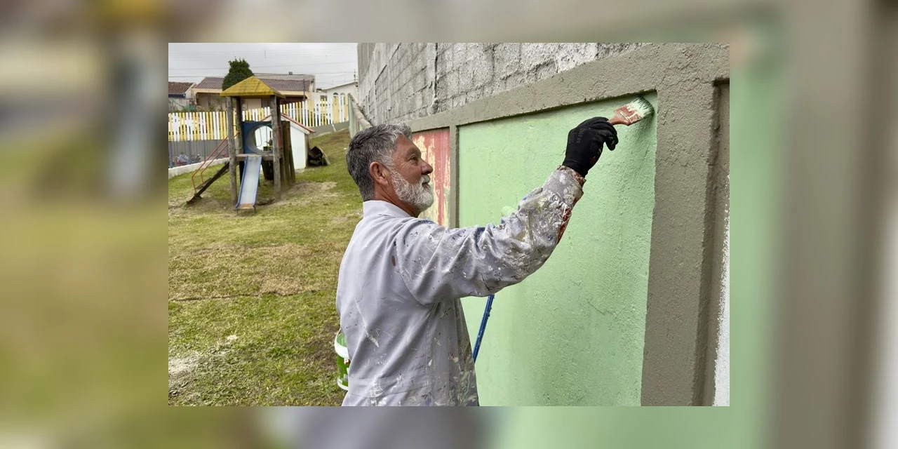 Em menos de um ano, Secretaria de Educação de Curitiba já realizou mais de mil obras em escolas e CMEIs