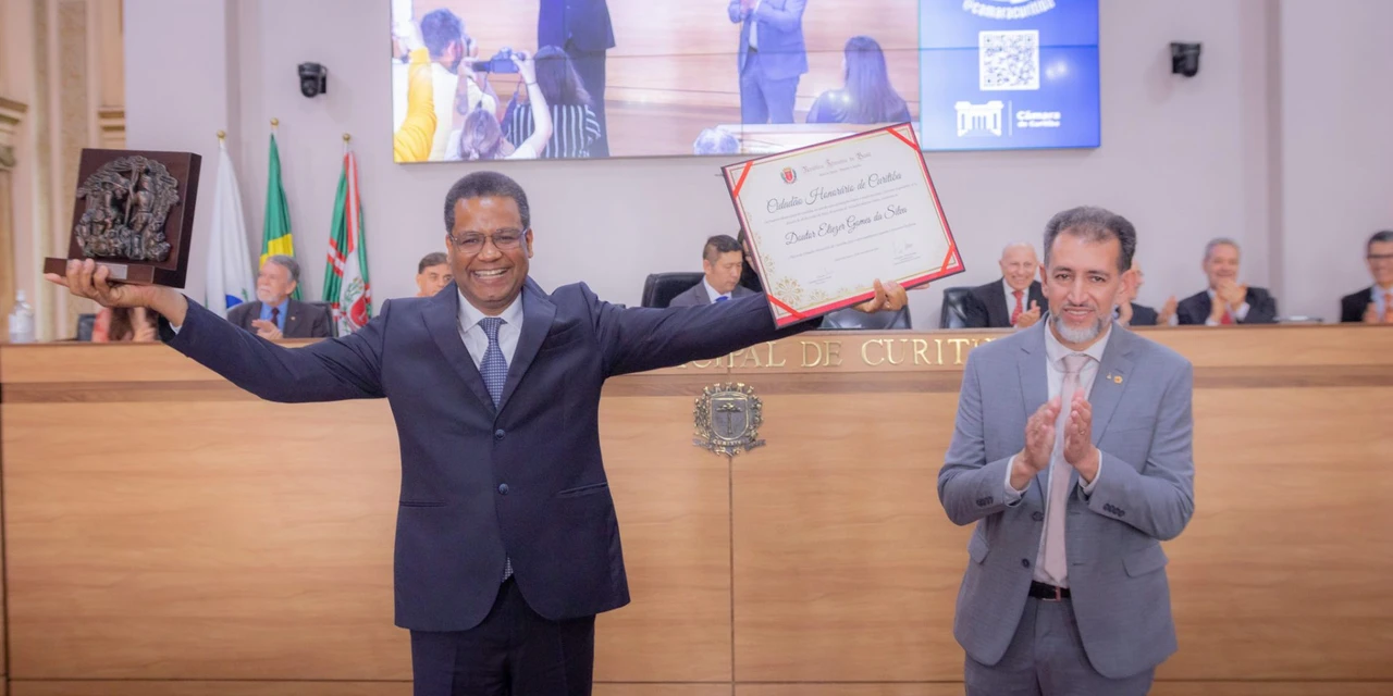 Professor da UEPG recebe título de cidadão honorário de Curitiba