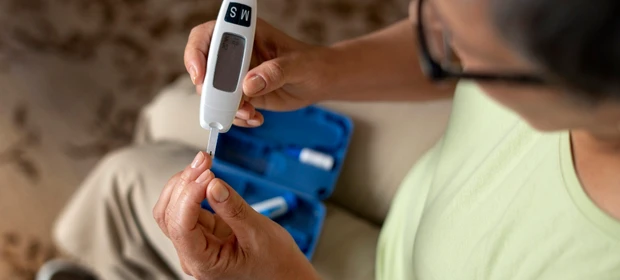 Novembro Diabetes Azul reforça a importância do diagnóstico precoce e do bem-estar no trabalho