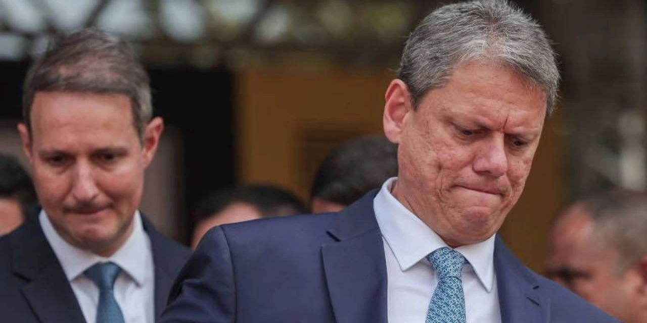 Artigo: 'Tarcísio fracassa, de novo', por Oliveiros Marques